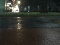 「雨の夜の事故」道路を横断していた33歳女性が車にはねられ重体　運転の男を過失運転傷害の疑いで逮捕【高松市番町】