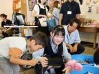 厳木高生がイベント　地元の「無人駅」ににぎわい　駄菓子屋、マルシェ…「企画甲子園」の提案を形に
