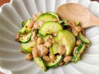 「納豆」にいれると腸がよろこぶ“ビタミン類をバランスよく含む夏野菜”とは？
