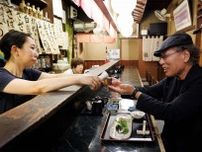 【インタビュー】吉田類が愛するカウンター酒場〜はしご酒の一番最後に来たい店