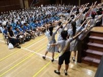 香港の児童らが水戸の私立小を訪問　パフォーマンスなどで歓迎　「学校、とても楽しそう」