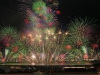 大阪の夏、最高潮　夜空彩るなにわ淀川花火大会