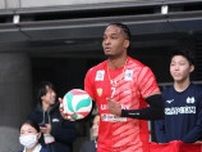 連覇狙うサントリー、姫路が準々決勝へ　鎮西高は敗退　バレー全日本選手権