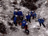 富士山頂の火口付近で発見　登山客3人いずれも死亡　静岡県警の山岳救助隊が救助活動【続報】