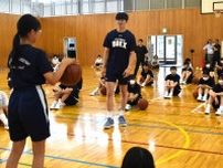 那須塩原・東那須野中で出張授業、運動や健康学ぶ　ブレックス小川選手が講師に