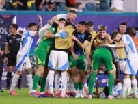 メッシ無念の負傷交代も…アルゼンチンがコパ・アメリカ連覇！　延長でコロンビアを下す