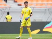 アーセナル、ツアー前にアヤックスから18歳GKセットフォードを獲得へ