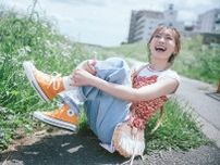 斉藤朱夏、ソロデビュー5周年記念ミニアルバム『555』ジャケット写真＆収録内容公開