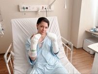 カウアン・オカモト　両手を手術で「介護生活」　激痛…腫れた患部公開「自分1人じゃ生きていけない」