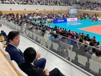 日本バレーボール協会会長の川合俊一が石川県でチャリティーマッチを開催