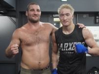 安保瑠輝也、元UFCチャンピオンとスパーリング！スパーリング後の写真公開