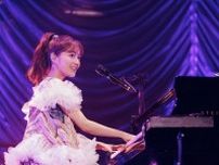 生田絵梨花のライブツアー『capriccioso』臨場感あふれるショットを公開