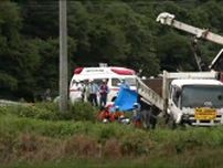 軽乗用車が10トンダンプカーの下敷きに　軽乗用車の46歳会社員の男性が死亡　6人がけが　車3台が絡む事故　宮城・角田市