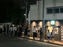 夜の山に謎の行列が出現　SNS映えするものを売る「真夜中の専門店」とは　仙台