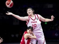 「彼女は高身長だけじゃない！」日本戦で44得点を叩き出した“220cm”中国女子バスケ17歳に母国メディアも感嘆！「超絶的な優位性を示した」