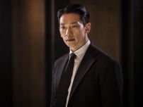 RAIN(ピ)ことチョン・ジフンの“強くて紳士”な完璧ボディーガードぶりに視線集中「恋に落ちないほうが難しい」＜レッド・スワン＞