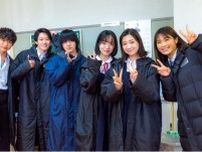 渋谷凪咲初主演ホラー映画「あのコはだぁれ？」、なごやかなオフショット解禁