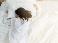 酔っぱらった34歳の人妻。目を覚ましたら、知らない男物のスウェットを着てベッドで寝ていて…