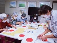 六所神社敬神婦人会 ６年ぶり小旗づくり 千本を手作業で〈大磯町・二宮町・中井町〉