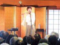 本覚寺 花まつりが盛況 篠笛の演奏も〈横浜市神奈川区〉