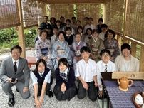 大門さん宅で茶道教室 日本の伝統文化を体験〈伊勢原市〉