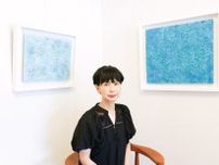 葉山在住の画家、鴻来有希さんが「葉山の海水で描く、育てる絵画展」を６月22日から7月15日、葉山町づくりギャラリーで開催〈逗子市・葉山町〉