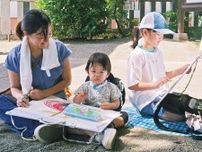 比々多神社で写生会 中地区の教職員らが指南〈伊勢原市〉