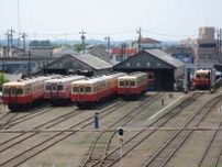 千葉の私鉄で57年 小湊鐵道キハ200形初の展示保存 グランピング施設内の“廃線”に設置