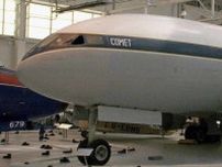 ナニこの翼！「世界初のジェット旅客機」 設計は今じゃあり得ない？ トホホ機なるも残した功績
