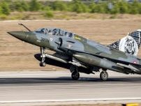 「F-16のライバル」もウクライナに供与！ 仏大統領が決断「ミラージュ2000」どんな機体？ 開発期間わずか2年