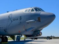 B-52「乗組員が減る可能性がある!?」運用70年目を前に“大改造”を迎えるおじいちゃん機