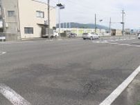 乗用車にはねられ男性(55)死亡　福島県福島市国道４号