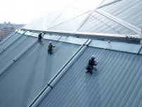 中日の本拠地「バンテリンドーム ナゴヤ」の屋根掃除　メンテナンス作業はたった3人！【東区】