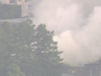 富士吉田市で建物火災　現在も延焼中