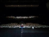 パク・ヒョンシク（ZE:A）、6年ぶりの国内ファンミーティング大成功…親友パク・ソジュンがサプライズ出演