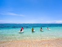 沖縄サーフィンポイント完全ガイド！初心者から上級者まで楽しめるビーチとシーズン