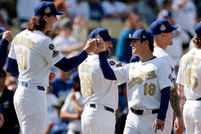 ロサンゼルス・ドジャース タイラー・グラスノー 選手情報 プロ