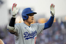 大谷に「いやはや…」　思わず敵軍解説が漏らした脱帽の声　“真っ二つ打”で「見てくれ。これ以上は」