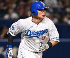 中日・村松開人　遊撃定着から痛い離脱／2年目のジンクスに挑む
