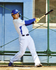 2軍再調整中の中日・石川昂弥、自分を見つめ直す　小池コーチの指導でバット振り込み、打撃向上のきっかけ探す