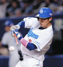 中日、初回先制許すも上林誠知のタイムリーですぐさま同点に　先頭・岡林勇希の三塁打のチャンスをものに