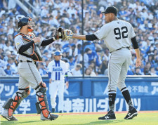 今季初スタメンの巨人・岸田行倫、適時打に1号ソロとグリフィンら4投手リードし勝利に導く　阿部監督の「きょうは岸田に任せる」の期待に応える