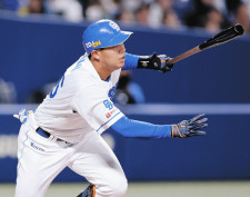 中日・鵜飼航丞、今季初打席で初安打「打てたことはよかったけどまだ改善の余地がある」負傷の細川に代わり出場
