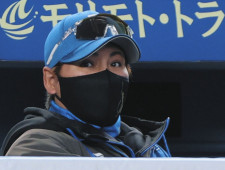 そして、ブルペンには誰もいなくなった…日本ハム・新庄監督「コントロールいい」三塁手・奈良間大己に耳打ち「なにかあったらね」