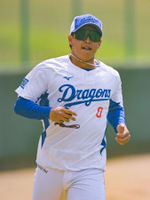 【中日】辻本倫太郎、1軍の試合前練習に合流、ウエスタンでは25打数9安打、打率3割6分、3打点
