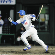 中日・山本泰寛、「自分が打つ」強い気持ちで放った決勝打　今季初の遊撃スタメンには「守備からいいリズムつくれた」