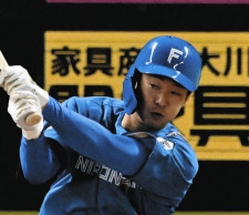 日本ハム・石井一成、5試合連続マルチ安打　新庄監督「宮城君から打つとはね」当面のスタメン起用継続を明言