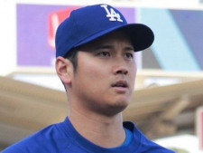 「最高すぎる！」大谷翔平、デコピンの『青白ボーダー』ショット公開でファンもん絶！！ 「かわいいすぎ」「癒やされる」