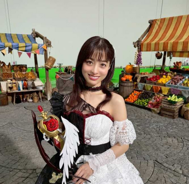 橋本環奈、異世界転生CMで魅せる新たな魅力