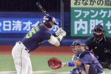 あっちが先に当てたんやから、こっちは当ててええんや！　今季も飛び出した「報復死球疑惑」…過去にはコーチや監督が“暗に認める”発言も